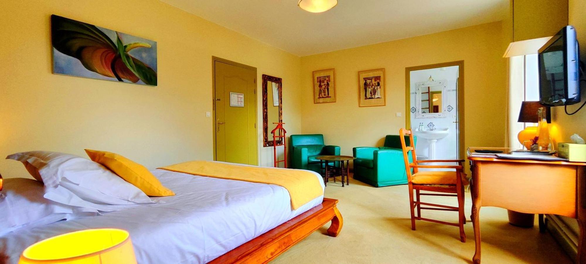 Logis Hotels Domaine Du Chatelard Dirac Εξωτερικό φωτογραφία