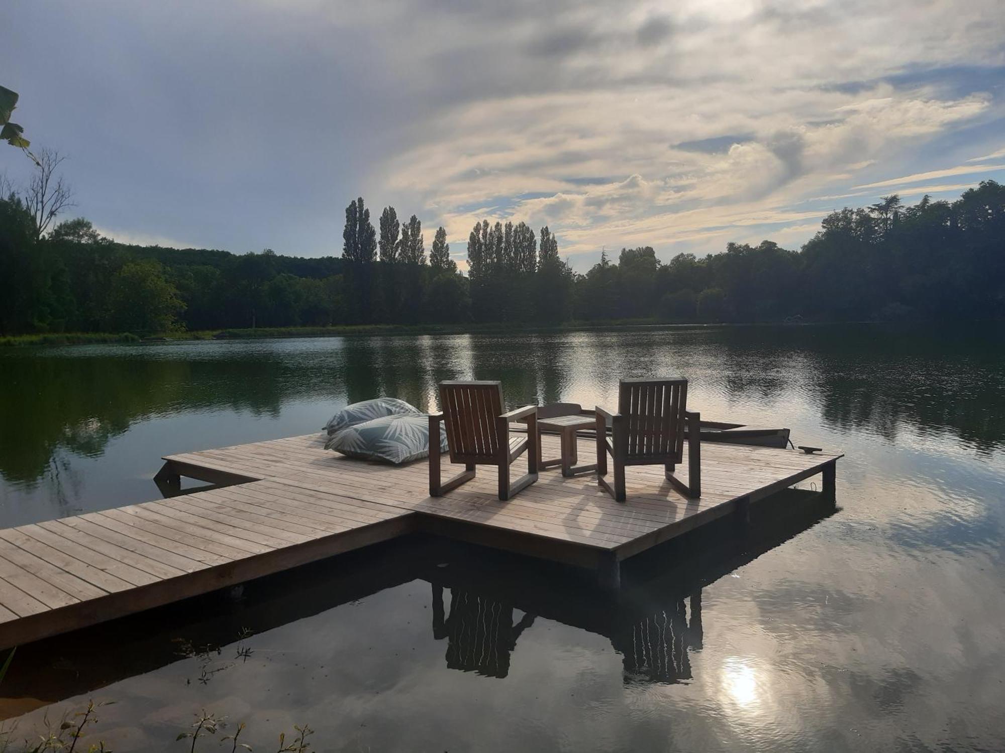 Logis Hotels Domaine Du Chatelard Dirac Εξωτερικό φωτογραφία