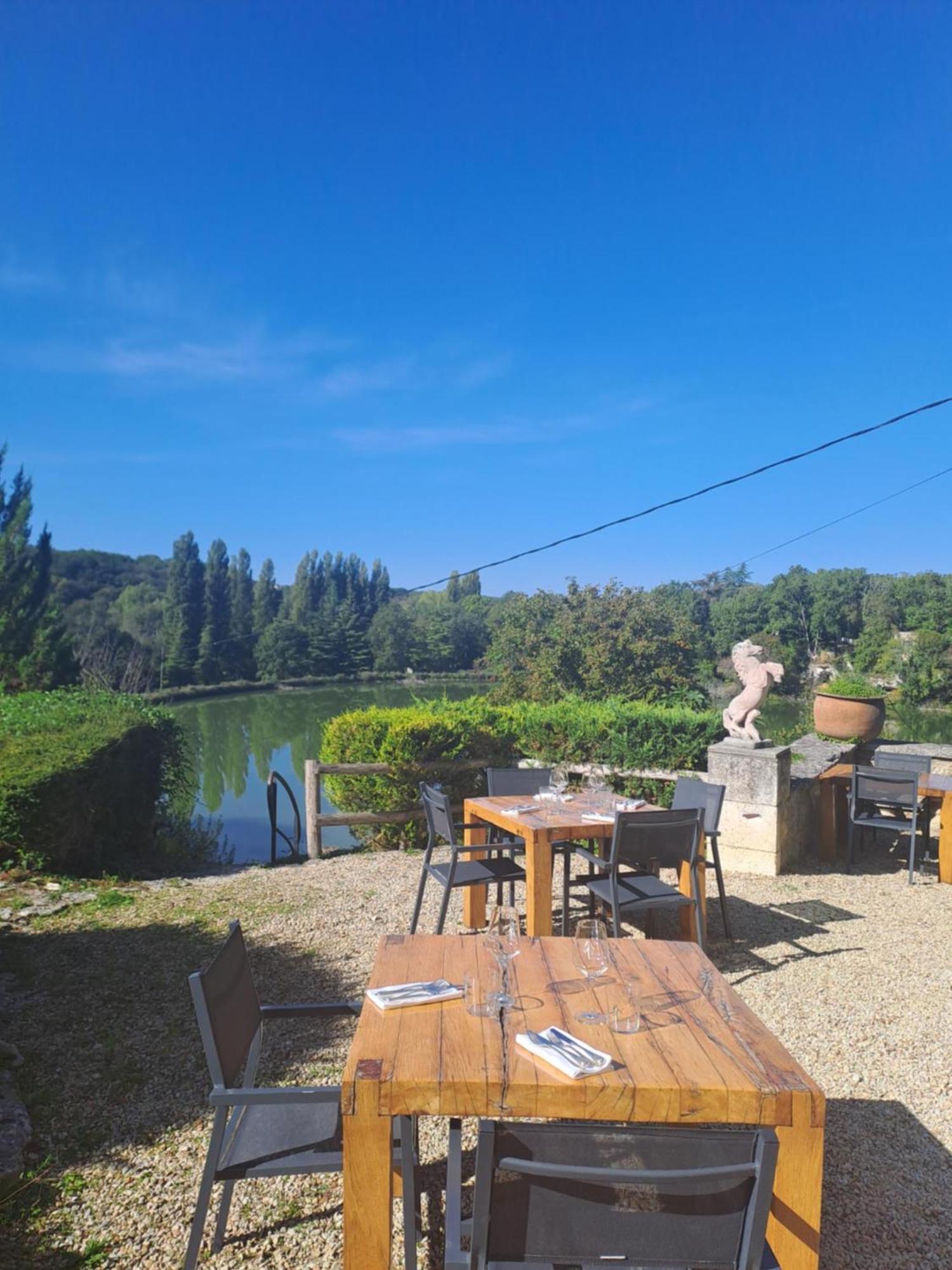 Logis Hotels Domaine Du Chatelard Dirac Εξωτερικό φωτογραφία