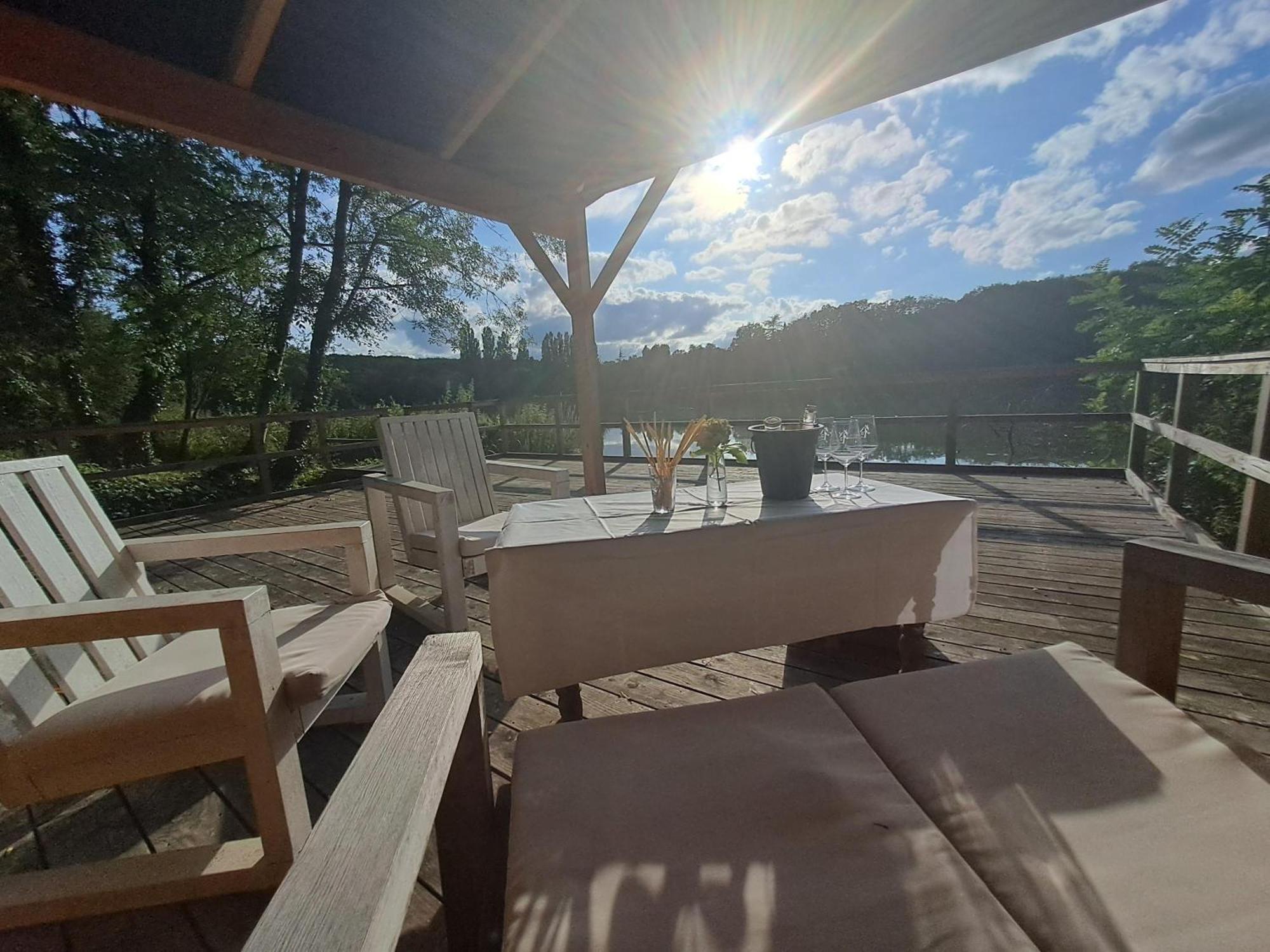 Logis Hotels Domaine Du Chatelard Dirac Εξωτερικό φωτογραφία