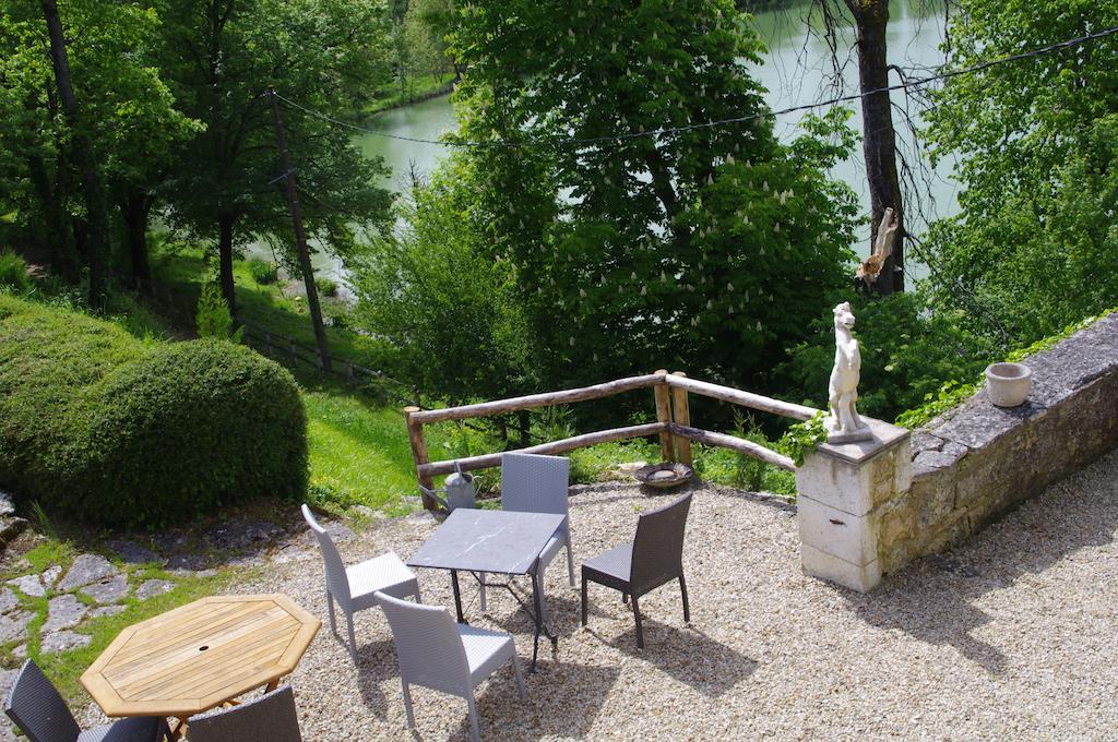 Logis Hotels Domaine Du Chatelard Dirac Εξωτερικό φωτογραφία